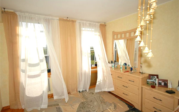 Curtains & Mattress